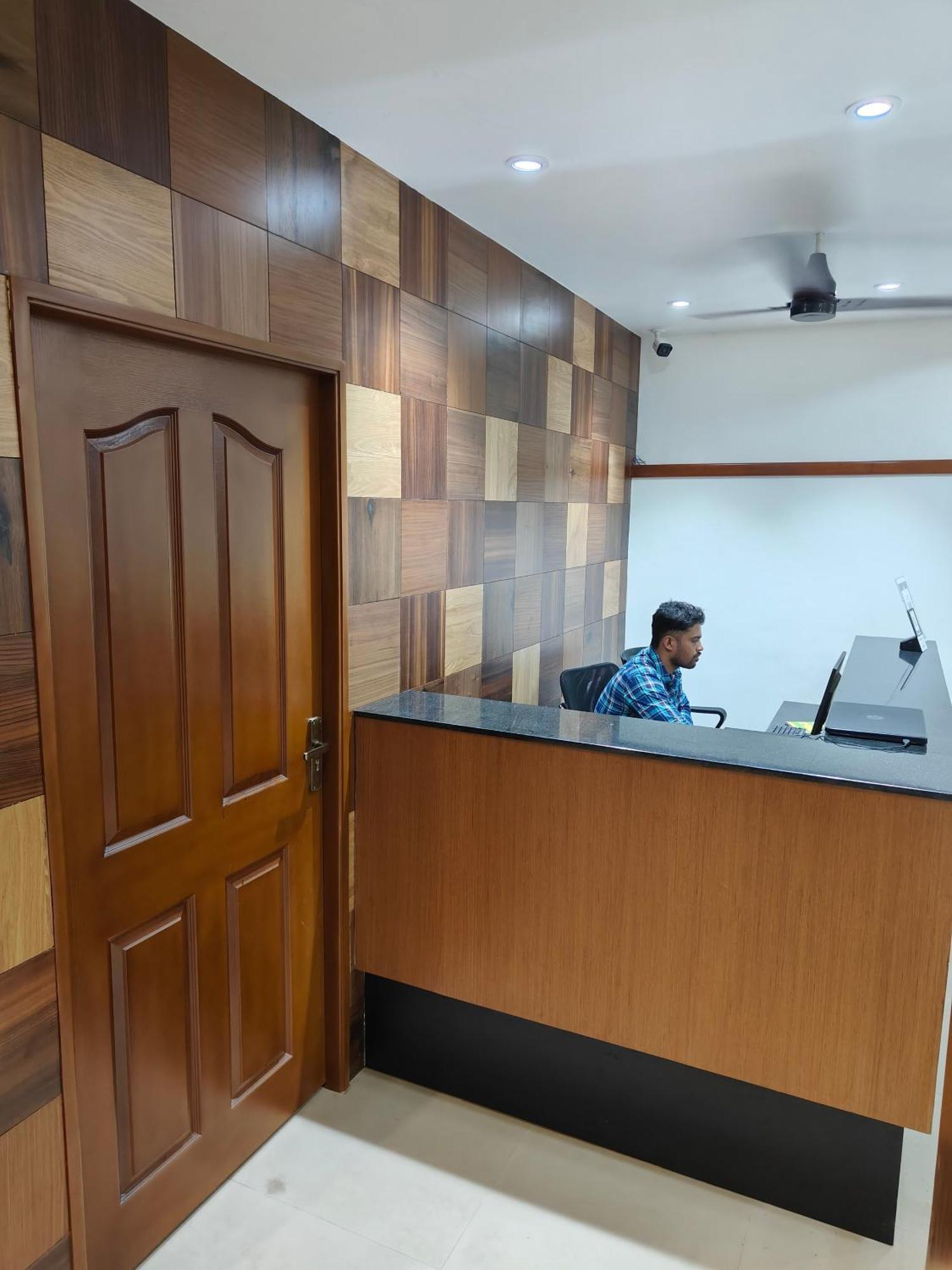 Hotel Nova Kochi Bagian luar foto