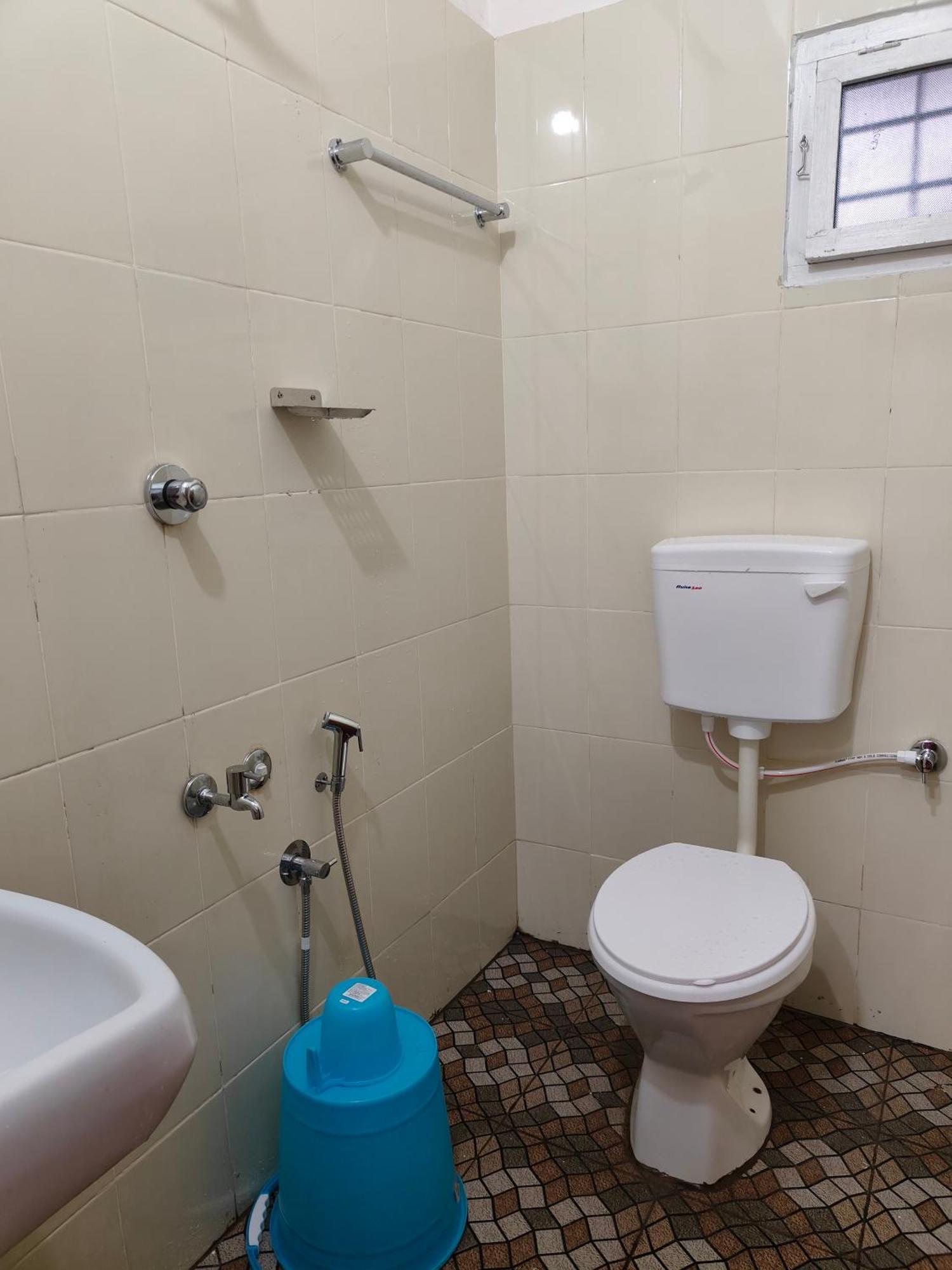 Hotel Nova Kochi Bagian luar foto