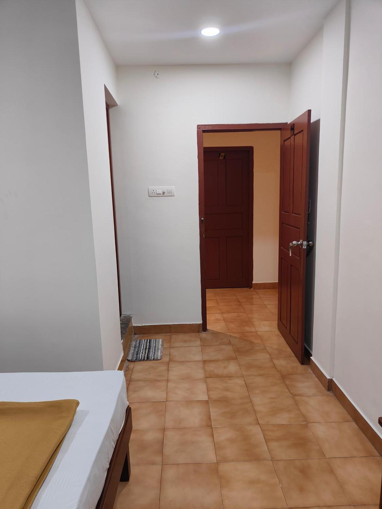 Hotel Nova Kochi Bagian luar foto